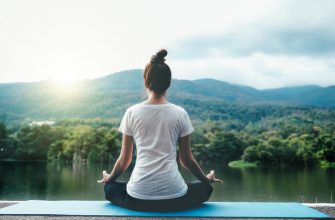 «Йога не накачала мне попу, но достала оттуда мою голову»