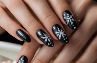 23 идеи для чёрного рождественского маникюра: элегантный, смелый и праздничный зимний дизайн ногтей